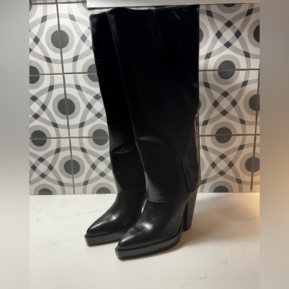 Vince Camuto Shoes - Vince Camuto Black Knee-High Boots – Size 8.5